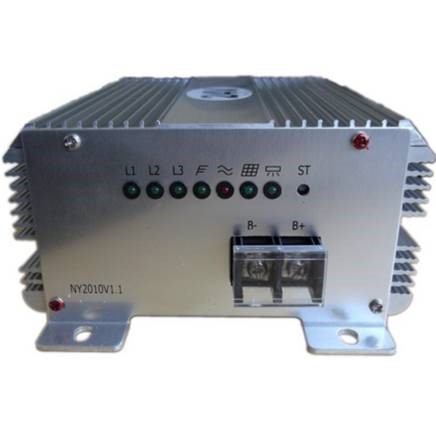 Hybrid Solar Charger Controller NY12-737191 12V Hybrid Charge Controllers (PV & WIND GENERATOR) 2